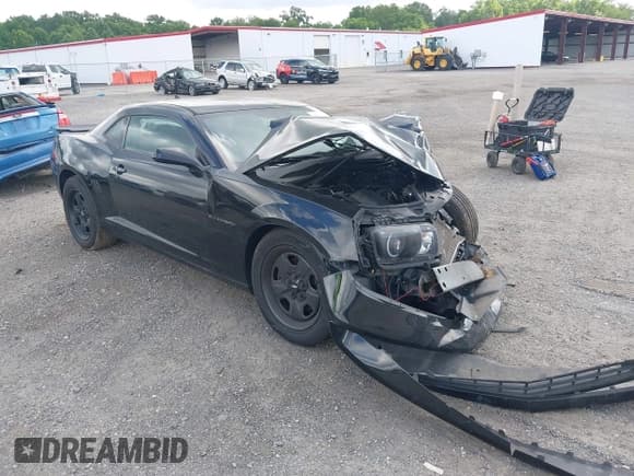 ✅ 2013 Chevrolet Camaro LS • VIN: 2G1FA1E34D9119819 • Lot: 42661419. Listed on IAAI with 93,520 mi. Free auction sales archive from the USA and detailed vehicle history report at DreamBid. Image 1.