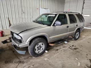 ✅ 2004 Chevrolet Blazer LS • VIN: 1GNDT13X64K108745 • Lot: 71727765. Wystawiony na Copart z przebiegiem 75 721 mil. Bezpłatny archiwum sprzedaży aukcyjnych z USA i szczegółowy raport historii pojazdu na DreamBid. Zdjęcie 1.