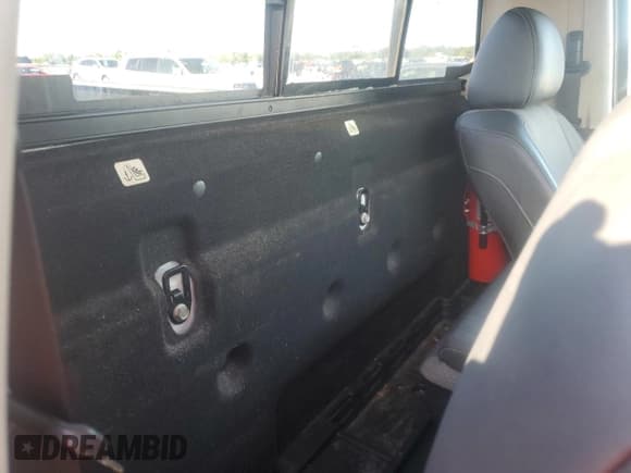 ✅ 2019 Nissan Titan S • VIN: 1N6AA1R70KN521908 • Lot: 69290525. Wystawiony na Copart z przebiegiem 62 691 mil. Bezpłatny archiwum sprzedaży aukcyjnych z USA i szczegółowy raport historii pojazdu na DreamBid. Zdjęcie 10.