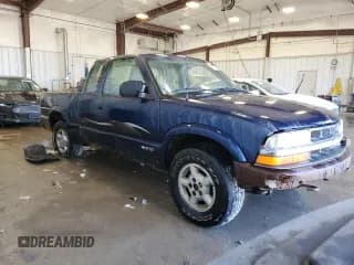 ✅ 2003 Chevrolet S-10 LS • VIN: 1GCDT19X938245738 • Лот: 42430445. Опубликован ранее на Copart с пробегом 190 658 миль. Бесплатный доступ к архиву аукционных продаж из США и подробный отчёт об истории автомобиля на DreamBid. Изображение 4.