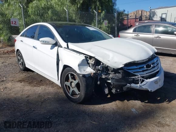 ✅ 2012 Hyundai Sonata SE • VIN: 5NPEC4AC3CH479616 • Lot: 43465645. Listed on IAAI with 171,948 mi. Free auction sales archive from the USA and detailed vehicle history report at DreamBid. Image 1.