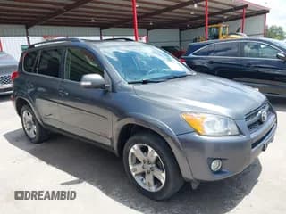 ✅ 2012 Toyota RAV4 Sport • VIN: JTMWF4DV4C5043849 • Lot: 43007551. Wystawiony na IAAI z przebiegiem 193 767 mil. Bezpłatny archiwum sprzedaży aukcyjnych z USA i szczegółowy raport historii pojazdu na DreamBid. Zdjęcie 1.