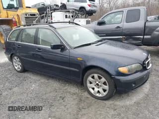 ✅ 2003 BMW 3 Series 325xi • VIN: WBAEP33403PF02004 • Lot: 41481124. Listed on IAAI with 141,428 mi. Free auction sales archive from the USA and detailed vehicle history report at DreamBid. Image 1.