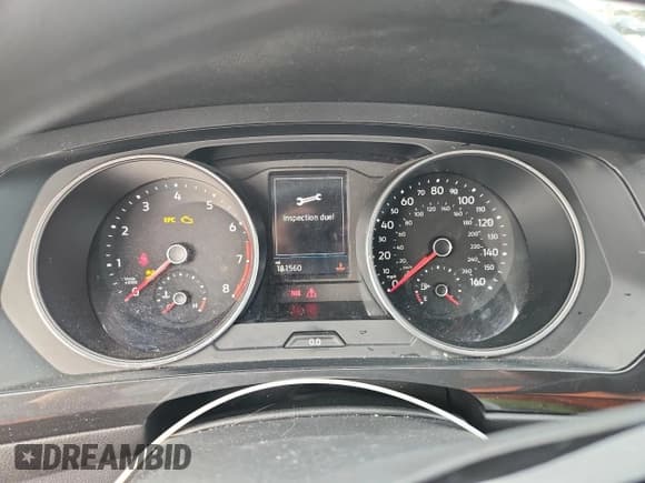 ✅ 2018 Volkswagen Tiguan S • VIN: 3VV0B7AX0JM119228 • Lot: 89877995. Listed on Copart with 181,560 mi. Free auction sales archive from the USA and detailed vehicle history report at DreamBid. Image 9.