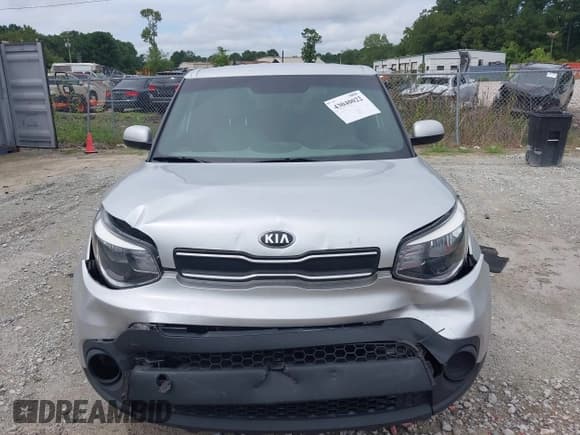 ✅ 2017 Kia Soul • VIN: KNDJN2A27H7447526 • Lot: 43040022. Listed on IAAI with 75,590 mi. Free auction sales archive from the USA and detailed vehicle history report at DreamBid. Image 12.