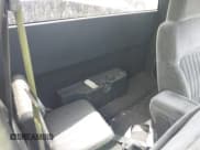 ✅ 2001 Chevrolet S-10 LS • VIN: 1GCCS19W018121862 • Лот: 41932847. Опубликован ранее на IAAI с пробегом 83 728 миль. Бесплатный доступ к архиву аукционных продаж из США и подробный отчёт об истории автомобиля на DreamBid. Изображение 8.