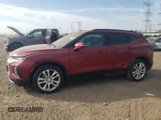 2019 Chevrolet Blazer z VIN 3GNKBHRS9KS612805, wystawiony jako Copart lot #84908645 z przebiegiem 130 597 mil mil oraz Szkoda całkowita • Salvage title. Historia ofert i sprzedaży dostępna na DreamBid. Obrazek 1.