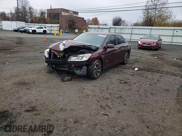 ✅ 2017 Honda Accord EX • VIN: 1HGCR2F72HA065989 • Lot: 92274355. Listed on Copart with 104,299 mi. Free auction sales archive from the USA and detailed vehicle history report at DreamBid. Image 14.