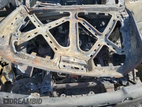 2005 Chevrolet Silverado 1500 Work Truck с VIN 1GCEC14X85Z137054, выставлен на аукционе Copart как лот 47140565 с пробегом Не указан миль и На запчасти • Non repairable. История ставок и продаж доступна на DreamBid. Изображение 11.