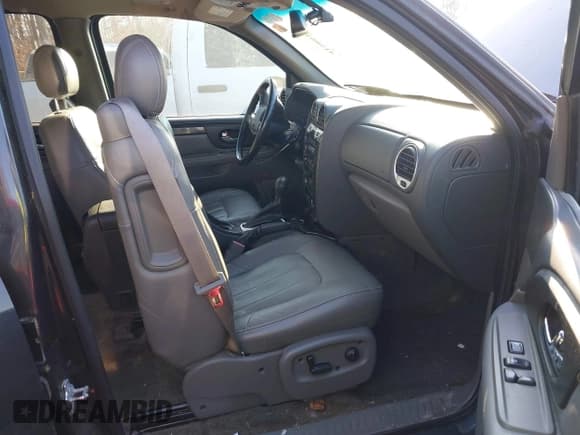 ✅ 2004 GMC Envoy SLE • VIN: 1GKES12S246191321 • Lot: 41386219. Listed on IAAI with 116,019 mi. Free auction sales archive from the USA and detailed vehicle history report at DreamBid. Image 5.