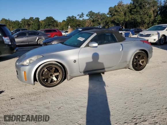 ✅ 2006 Nissan 350Z Touring • VIN: JN1AZ36A96M458054 • Lot: 91496105. Listed on Copart with 131,871 mi. Free auction sales archive from the USA and detailed vehicle history report at DreamBid. Image 1.