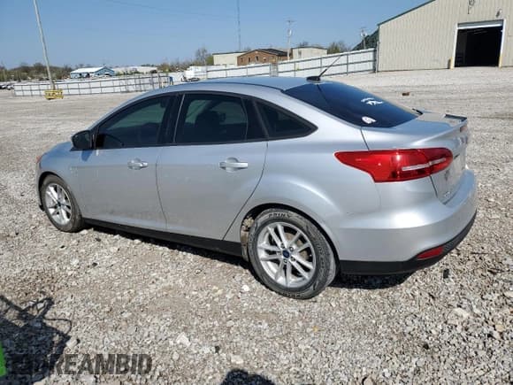 ✅ 2017 Ford Focus SE • VIN: 1FADP3F29HL328153 • Lot: 52580385. Listed on Copart with 100,330 mi. Free auction sales archive from the USA and detailed vehicle history report at DreamBid. Image 2.