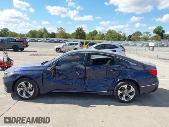 ✅ 2020 Honda Accord EX-L • VIN: 1HGCV1F53LA034425 • Lot: 43413916. Listed on IAAI with 66,630 mi. Free auction sales archive from the USA and detailed vehicle history report at DreamBid. Image 14.