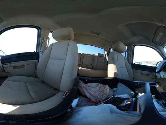 ✅ 2011 Chevrolet Silverado 1500 1HY • VIN: 3GCUKUEJ8BG300341 • Lot: 41749718. Listed on IAAI with 153,148 mi. Free auction sales archive from the USA and detailed vehicle history report at DreamBid. Image 18.