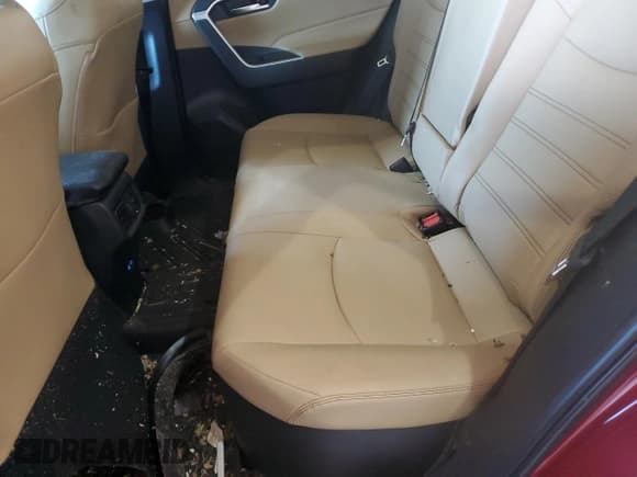 ✅ 2022 Toyota RAV4 Hybrid XLE Premium • VIN: 4T3B6RFV6NU067932 • Lot: 61982975. Wystawiony na Copart z przebiegiem 77 302 mil. Bezpłatny archiwum sprzedaży aukcyjnych z USA i szczegółowy raport historii pojazdu na DreamBid. Zdjęcie 10.