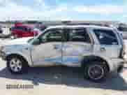 2010 Mercury Mariner z VIN 4M2CN8B75AKJ13322, wystawiony jako IAAI lot #42832064 z przebiegiem 205 074 mil mil oraz . Historia ofert i sprzedaży dostępna na DreamBid. Obrazek 15.