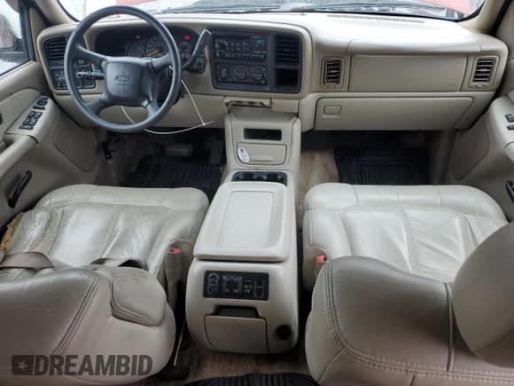 ✅ 2001 Chevrolet Suburban LS • VIN: 1GNFK16T21J183013 • Лот: 57349135. Опубликован ранее на Copart с пробегом 91 139 миль. Бесплатный доступ к архиву аукционных продаж из США и подробный отчёт об истории автомобиля на DreamBid. Изображение 8.