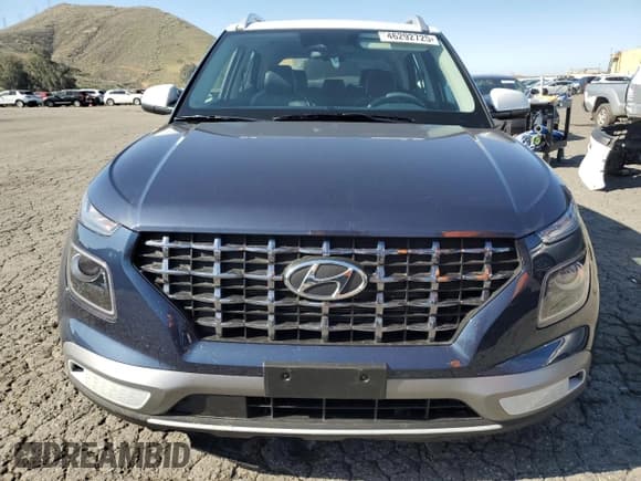✅ 2025 Hyundai Venue SEL • VIN: KMHRC8A34SU356271 • Lot: 46292725. Listed on Copart with 2,918 mi. Free auction sales archive from the USA and detailed vehicle history report at DreamBid. Image 5.