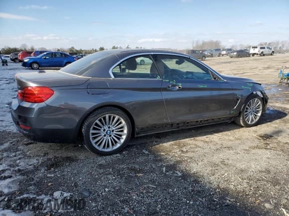 ✅ 2015 BMW 4 Series 428i xDrive • VIN: WBA3V9C55FP799202 • Лот: 89282525. Опубликован ранее на Copart с пробегом 54 149 миль. Бесплатный доступ к архиву аукционных продаж из США и подробный отчёт об истории автомобиля на DreamBid. Изображение 3.