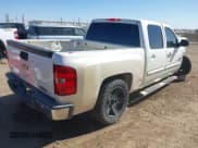 ✅ 2011 Chevrolet Silverado 1500 LT • VIN: 3GCPCSE05BG352483 • Лот: 43545214. Опубликован ранее на IAAI с пробегом 257 677 миль. Бесплатный доступ к архиву аукционных продаж из США и подробный отчёт об истории автомобиля на DreamBid. Изображение 4.