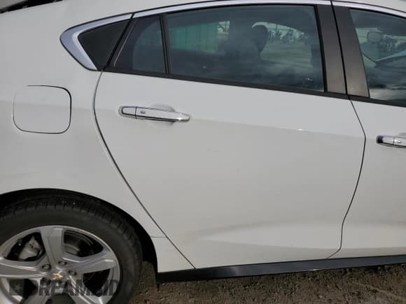 ✅ 2018 Chevrolet Volt LT • VIN: 1G1RA6S57JU138654 • Lot: 72207863. Wystawiony na Copart z przebiegiem Nie podano. Bezpłatny archiwum sprzedaży aukcyjnych z USA i szczegółowy raport historii pojazdu na DreamBid. Zdjęcie 10.