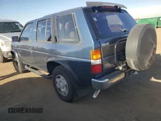 ✅ 1993 Nissan Pathfinder SE • VIN: JN8HD17Y8PW140754 • Lot: 84761274. Wystawiony na Copart z przebiegiem 171 356 mil. Bezpłatny archiwum sprzedaży aukcyjnych z USA i szczegółowy raport historii pojazdu na DreamBid. Zdjęcie 2.