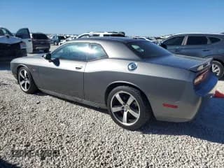 ✅ 2012 Dodge Challenger SRT-8 392 • VIN: 2C3CDYCJ2CH224850 • Lot: 79885004. Wystawiony na Copart z przebiegiem Nie podano. Bezpłatny archiwum sprzedaży aukcyjnych z USA i szczegółowy raport historii pojazdu na DreamBid. Zdjęcie 2.