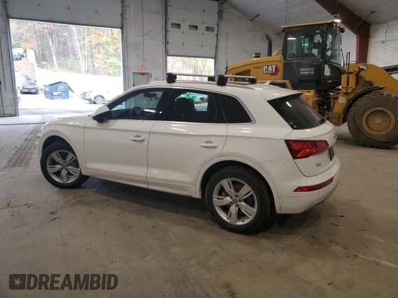 ✅ 2019 Audi Q5 Premium Plus • VIN: WA1BNAFY4K2138834 • Lot: 82430265. Wystawiony na Copart z przebiegiem 47 756 mil. Bezpłatny archiwum sprzedaży aukcyjnych z USA i szczegółowy raport historii pojazdu na DreamBid. Zdjęcie 2.