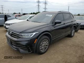✅ 2024 Volkswagen Tiguan SE R-Line Black • VIN: 3VV8B7AX9RM011432 • Лот: 81013655. Опубликован ранее на Copart с пробегом 29 150 миль. Бесплатный доступ к архиву аукционных продаж из США и подробный отчёт об истории автомобиля на DreamBid. Изображение 1.