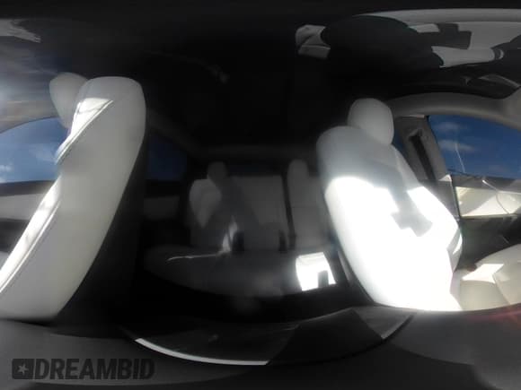 ✅ 2022 Tesla Model Y Performance • VIN: 7SAYGDEF5NF484634 • Lot: 41963038. Wystawiony na IAAI z przebiegiem 31 360 mil. Bezpłatny archiwum sprzedaży aukcyjnych z USA i szczegółowy raport historii pojazdu na DreamBid. Zdjęcie 20.