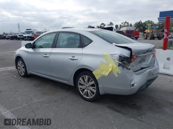 ✅ 2015 Nissan Sentra S • VIN: 3N1AB7AP3FY282767 • Лот: 41904576. Опубликован ранее на IAAI с пробегом 162 210 миль. Бесплатный доступ к архиву аукционных продаж из США и подробный отчёт об истории автомобиля на DreamBid. Изображение 3.