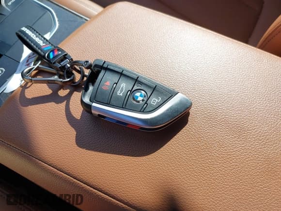 ✅ 2022 BMW 3 Series 330i • VIN: 3MW5R1J06N8C42821 • Lot: 42234878. Listed on IAAI with 60,888 mi. Free auction sales archive from the USA and detailed vehicle history report at DreamBid. Image 11.