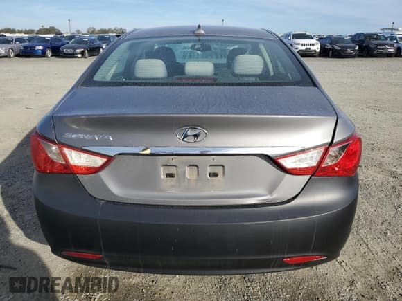 ✅ 2013 Hyundai Sonata GLS • VIN: 5NPEB4AC1DH584529 • Лот: 92196325. Опубликован ранее на Copart с пробегом 200 316 миль. Бесплатный доступ к архиву аукционных продаж из США и подробный отчёт об истории автомобиля на DreamBid. Изображение 6.