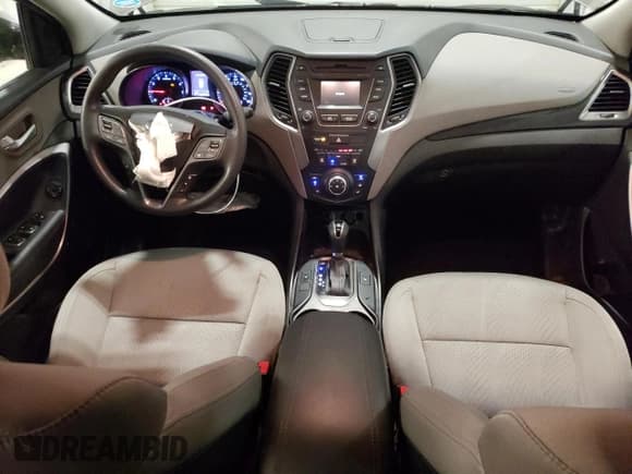 ✅ 2016 Hyundai Santa Fe • VIN: 5XYZUDLB5GG333489 • Лот: 55562214. Опубликован ранее на Copart с пробегом 130 770 миль. Бесплатный доступ к архиву аукционных продаж из США и подробный отчёт об истории автомобиля на DreamBid. Изображение 8.