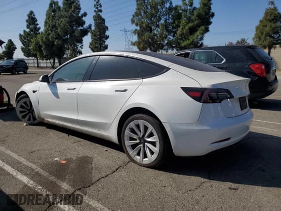 ✅ 2021 Tesla Model 3 Standard Range Plus • VIN: 5YJ3E1EA6MF051368 • Лот: 82618405. Опубликован ранее на Copart с пробегом 67 142 миль. Бесплатный доступ к архиву аукционных продаж из США и подробный отчёт об истории автомобиля на DreamBid. Изображение 2.