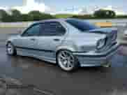 1996 BMW 3 Series z VIN WBACD3327TAV16674, wystawiony jako Copart lot #67942865 z przebiegiem 261 991 mil mil oraz Szkoda całkowita • Salvage title. Historia ofert i sprzedaży dostępna na DreamBid. Obrazek 2.