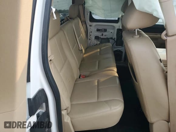 ✅ 2011 Chevrolet Silverado 1500 LT • VIN: 1GCRKSE26BZ145095 • Лот: 71252195. Опубликован ранее на Copart с пробегом 182 310 миль. Бесплатный доступ к архиву аукционных продаж из США и подробный отчёт об истории автомобиля на DreamBid. Изображение 10.