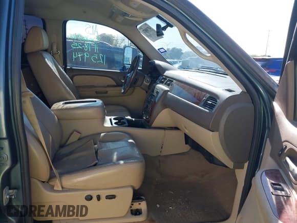 ✅ 2009 Chevrolet Silverado 2500HD LTZ • VIN: 1GCHK63K99F125974 • Лот: 43758871. Опубликован ранее на IAAI с пробегом 242 553 миль. Бесплатный доступ к архиву аукционных продаж из США и подробный отчёт об истории автомобиля на DreamBid. Изображение 5.