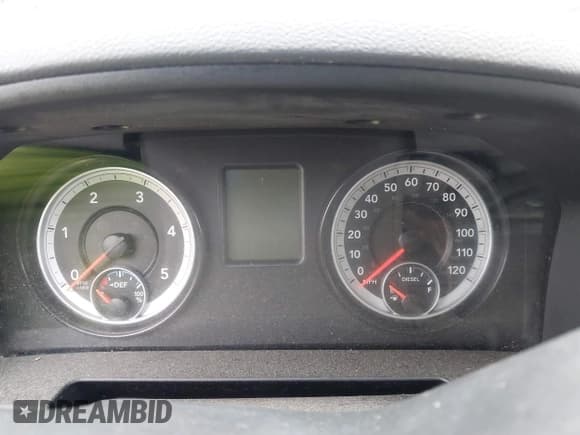 ✅ 2014 Ram 2500 Tradesman • VIN: 3C6UR5HL3EG204711 • Lot: 42890361. Wystawiony na IAAI z przebiegiem 155 000 mil. Bezpłatny archiwum sprzedaży aukcyjnych z USA i szczegółowy raport historii pojazdu na DreamBid. Zdjęcie 7.