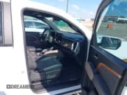 ✅ 2023 GMC Canyon 4WD Denali • VIN: 1GTP6FEK5P1218157 • Lot: 43363037. Listed on IAAI with 33,434 mi. Free auction sales archive from the USA and detailed vehicle history report at DreamBid. Image 5.