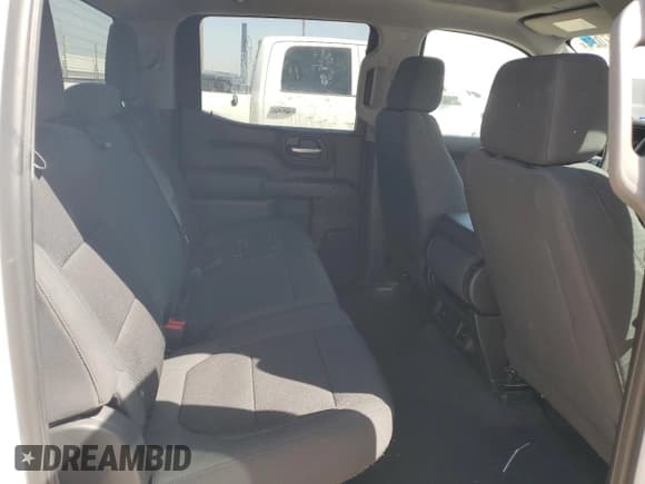 ✅ 2021 Chevrolet Silverado 1500 Custom • VIN: 3GCPWBEK7MG381964 • Lot: 64897024. Wystawiony na Copart z przebiegiem 58 401 mil. Bezpłatny archiwum sprzedaży aukcyjnych z USA i szczegółowy raport historii pojazdu na DreamBid. Zdjęcie 10.