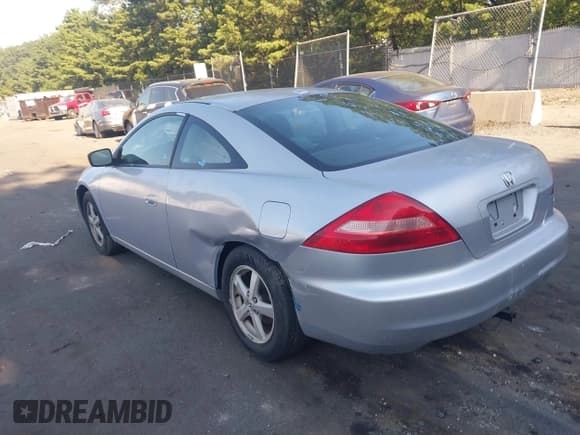 ✅ 2004 Honda Accord EX • VIN: 1HGCM72684A021787 • Lot: 42789704. Listed on IAAI with 202,341 mi. Free auction sales archive from the USA and detailed vehicle history report at DreamBid. Image 3.