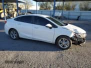 ✅ 2016 Chevrolet Cruze LS • VIN: 1G1BC5SM2G7242456 • Лот: 90641465. Опубликован ранее на Copart с пробегом 136 319 миль. Бесплатный доступ к архиву аукционных продаж из США и подробный отчёт об истории автомобиля на DreamBid. Изображение 4.