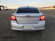 ✅ 2011 Dodge Avenger Lux • VIN: 1B3BD2FG6BN591567 • Лот: 79703394. Опубликован ранее на Copart с пробегом 161 584 миль. Бесплатный доступ к архиву аукционных продаж из США и подробный отчёт об истории автомобиля на DreamBid. Изображение 6.