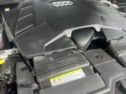 ✅ 2019 Audi Q8 Premium • VIN: WA1AVAF17KD018920 • Lot: 80179365. Wystawiony na Copart z przebiegiem 118 251 mil. Bezpłatny archiwum sprzedaży aukcyjnych z USA i szczegółowy raport historii pojazdu na DreamBid. Zdjęcie 11.