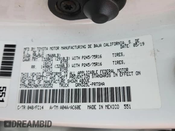 ✅ 2019 Toyota Tacoma SR5 • VIN: 3TMAZ5CN0KM102252 • Лот: 70642525. Опубликован ранее на Copart с пробегом Не указан. Бесплатный доступ к архиву аукционных продаж из США и подробный отчёт об истории автомобиля на DreamBid. Изображение 12.