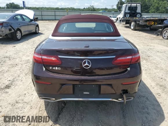 ✅ 2019 Mercedes-Benz E 450 • VIN: WDD1K6HB6KF079767 • Lot: 60535775. Wystawiony na Copart z przebiegiem Nie podano. Bezpłatny archiwum sprzedaży aukcyjnych z USA i szczegółowy raport historii pojazdu na DreamBid. Zdjęcie 6.