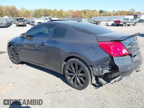 ✅ 2011 Nissan Altima SR • VIN: 1N4BL2EP6BC160912 • Лот: 40665010. Опубликован ранее на IAAI с пробегом 47 819 миль. Бесплатный доступ к архиву аукционных продаж из США и подробный отчёт об истории автомобиля на DreamBid. Изображение 3.