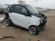 ✅ 2016 Smart fortwo Prime • VIN: WMEFJ5DA4GK054621 • Lot: 68703105. Wystawiony na Copart z przebiegiem 70 845 mil. Bezpłatny archiwum sprzedaży aukcyjnych z USA i szczegółowy raport historii pojazdu na DreamBid. Zdjęcie 4.