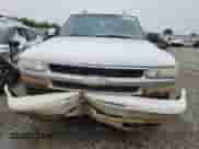 2004 Chevrolet Suburban LT z VIN 3GNFK16Z04G343030, wystawiony jako Copart lot #63795145 z przebiegiem 295 388 mil mil oraz Szkoda całkowita • Salvage title. Historia ofert i sprzedaży dostępna na DreamBid. Obrazek 5.